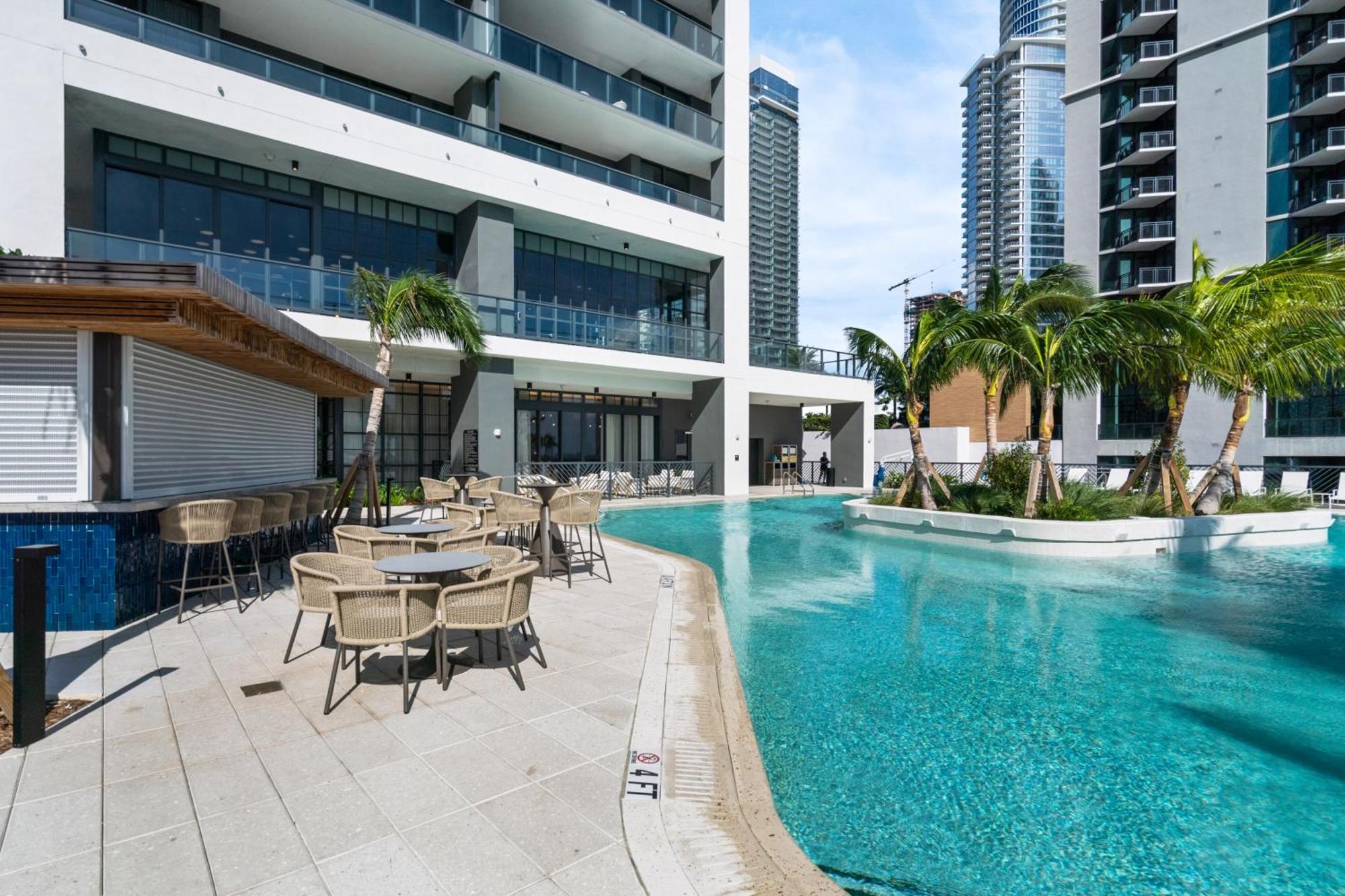 New Luxury 26th Floor In The Heart Of *