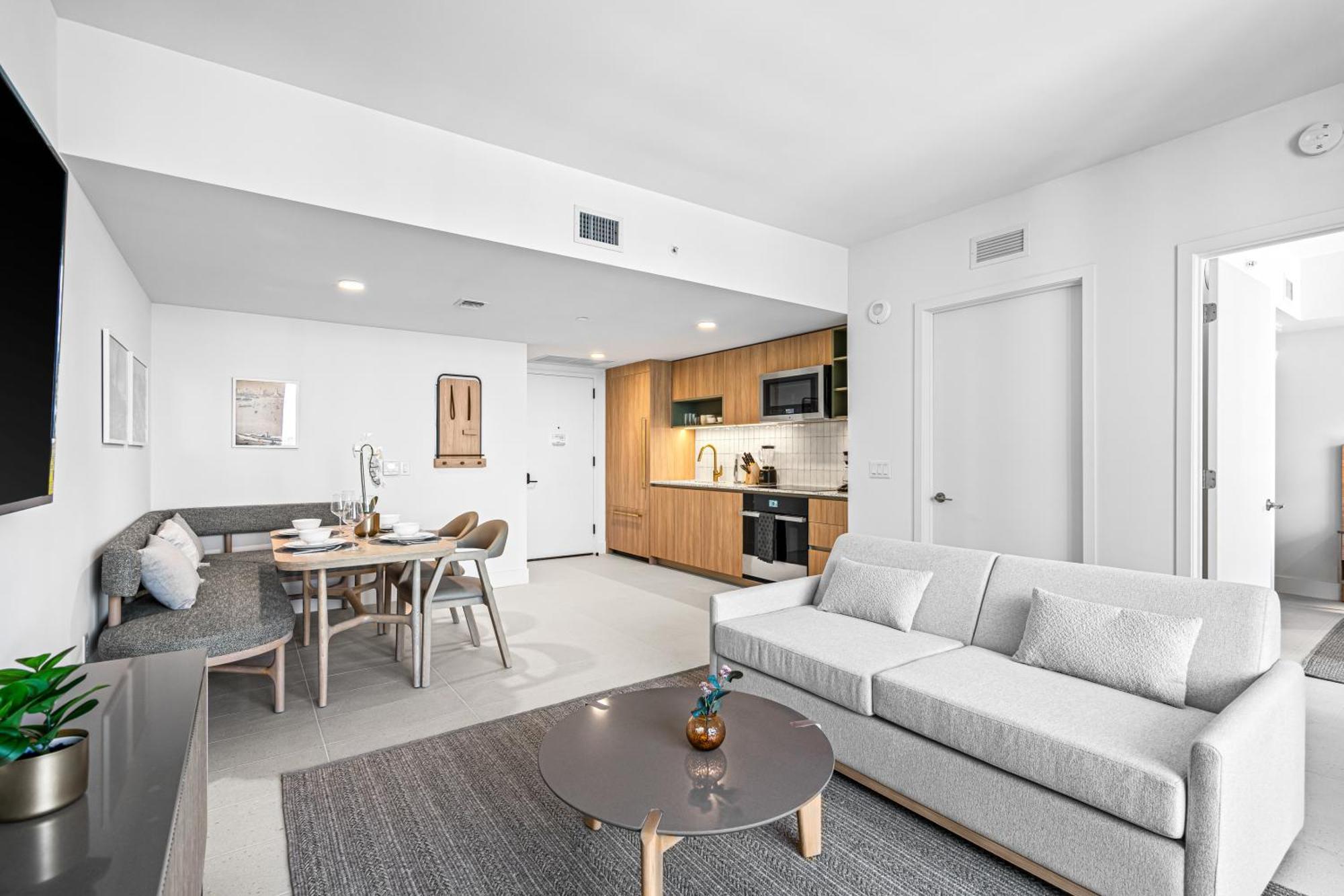 New Luxury 26th Floor In The Heart Of Miami